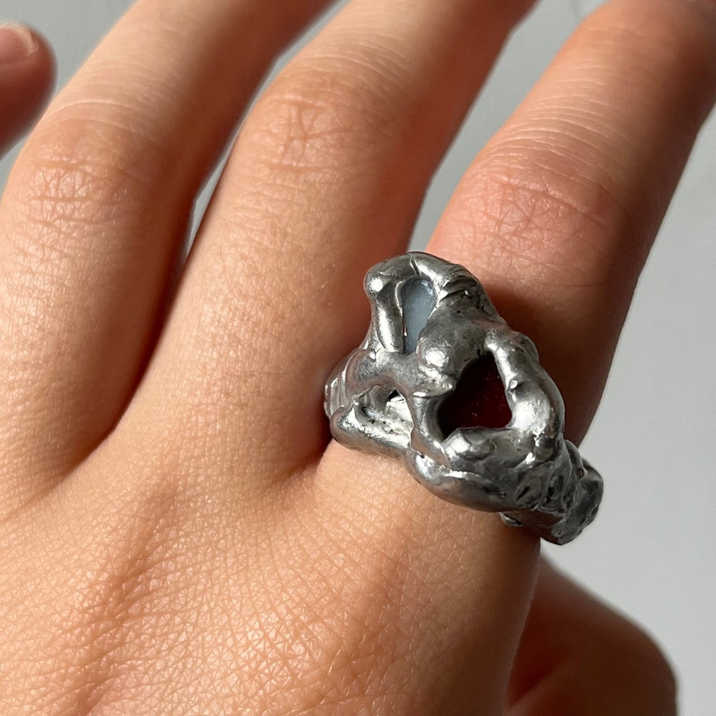 anillo plateado formas irregulares