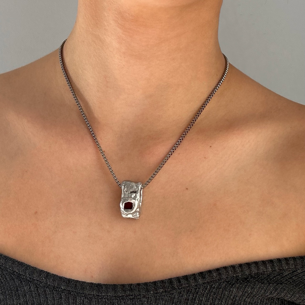 colgante original de diseño mujer