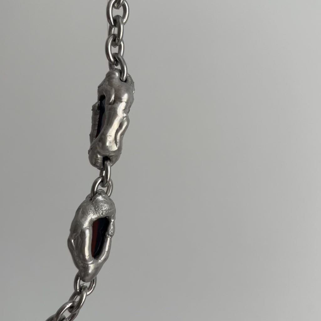 collar plateado hombre original