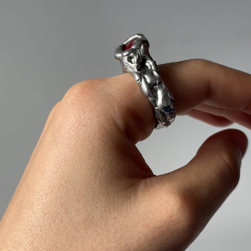 anillo plateado original hecho a mano 